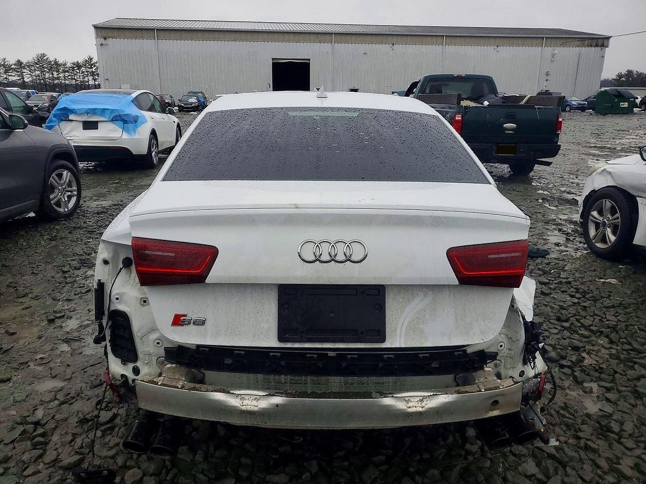 2017 Audi S6 Premium Plus - Фото 6