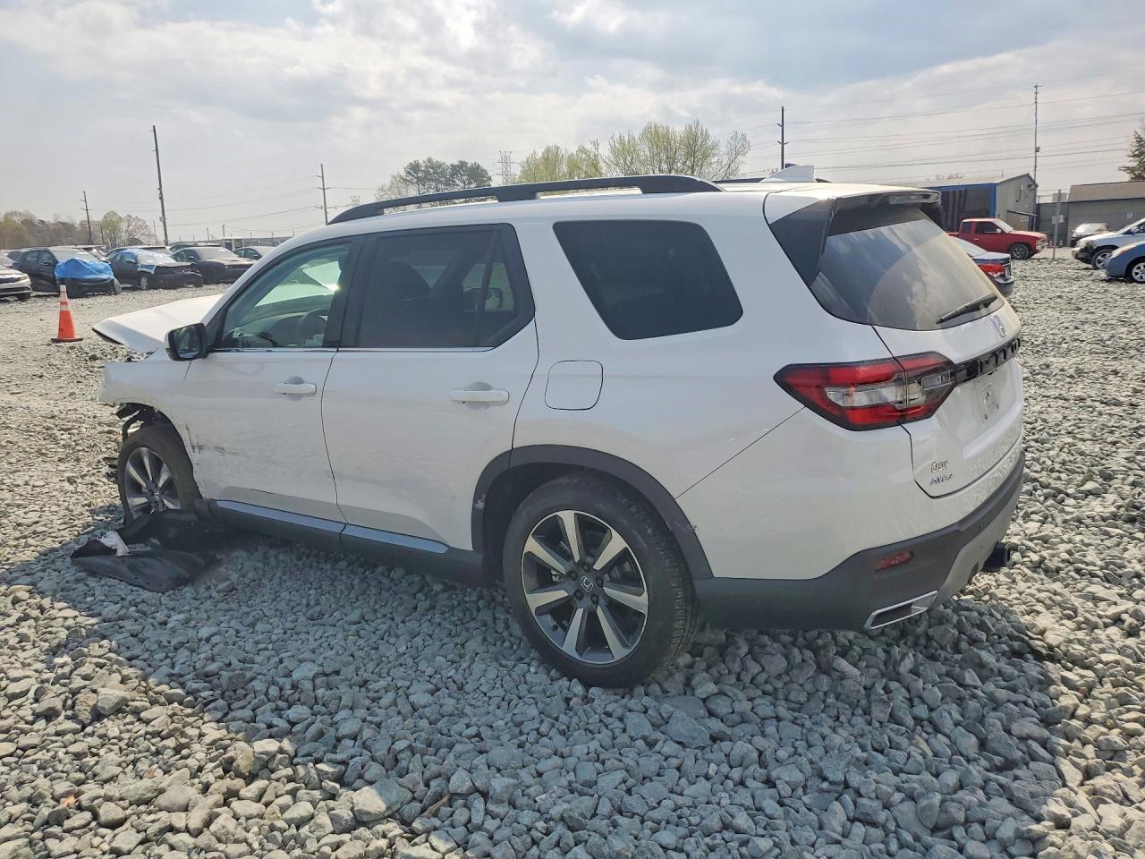 2024 Honda Pilot Elite - Фото 2