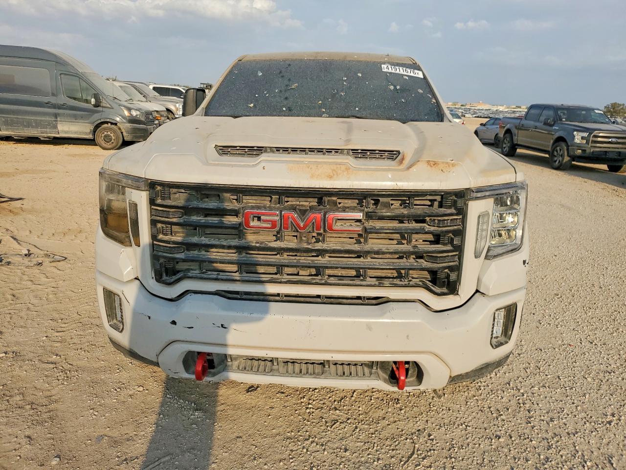 2023 GMC Sierra - Image 5