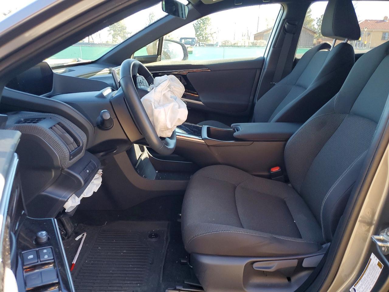 2024 Subaru Solterra Premium - Фото 7