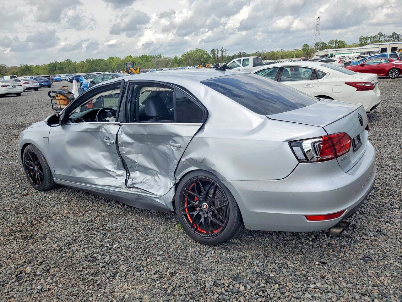 2014 Volkswagen Jetta Gli - Фото 2