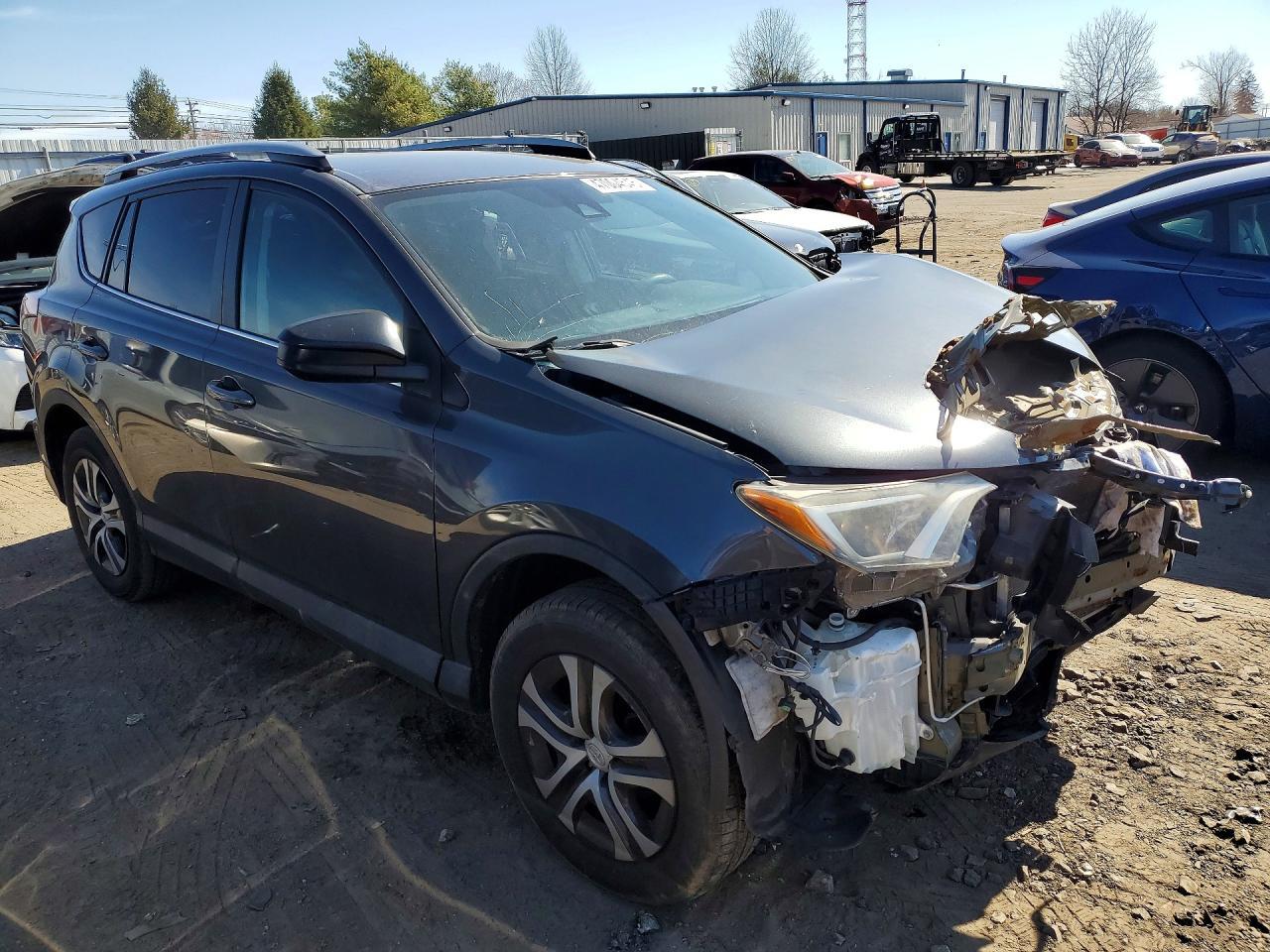 2017 Toyota Rav4 Le - Image 4