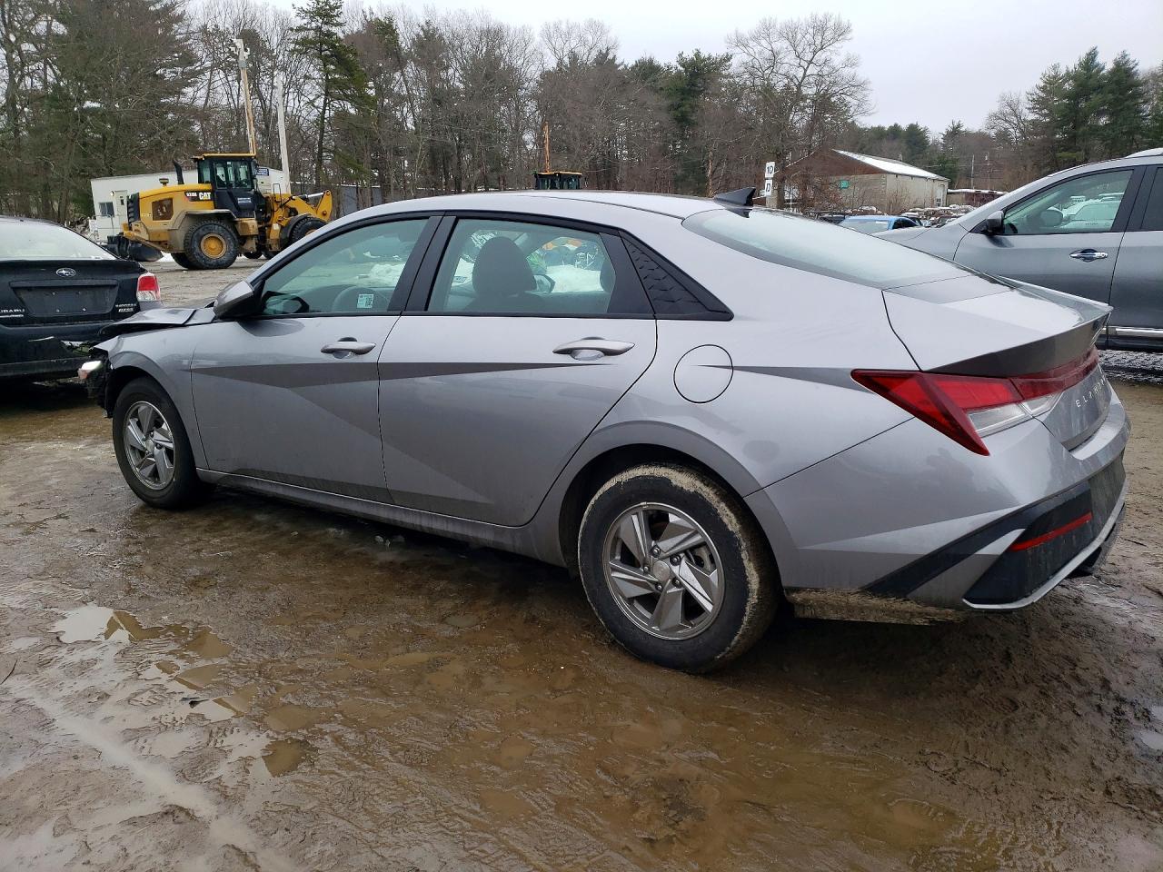 2025 Hyundai Elantra Se - Фото 2