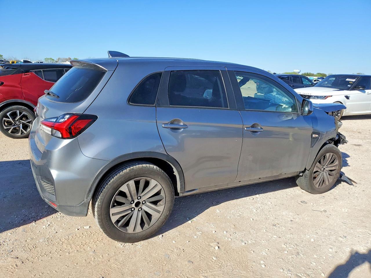 2021 Mitsubishi Outlander Sport Es - Фото 3