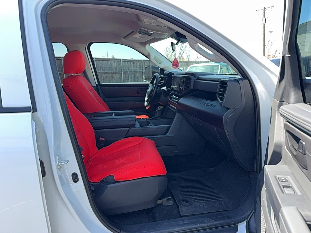 2024 Toyota Tundra Sr - Фото 5