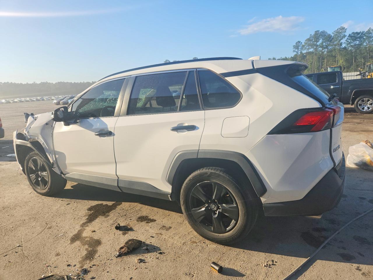 2021 Toyota Rav4 Xle - Image 2