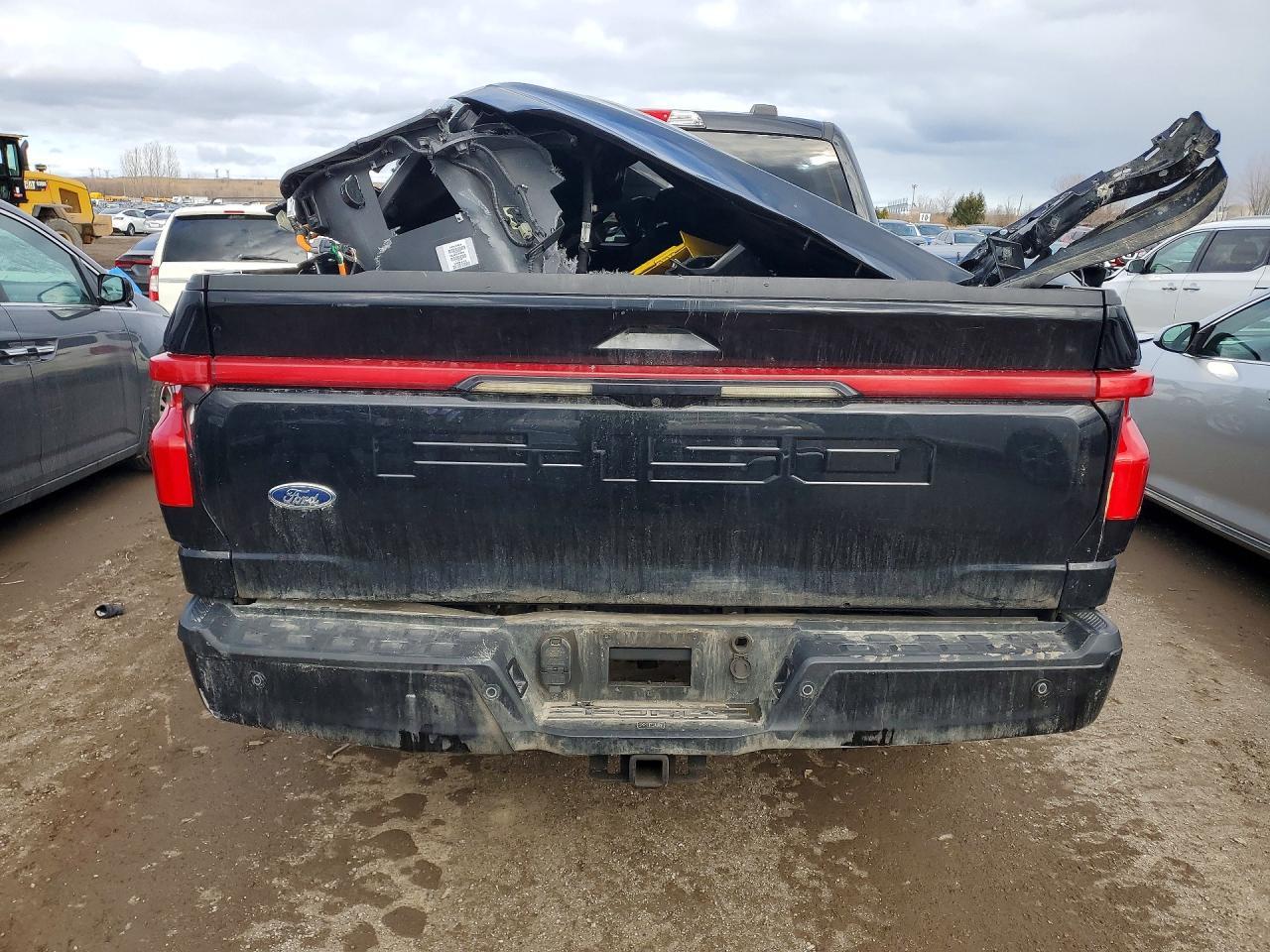 2023 Ford F150 Lightning Laria - Фото 6