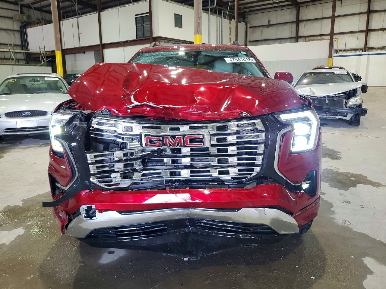 2026 GMC Terrain Denali - Image 5