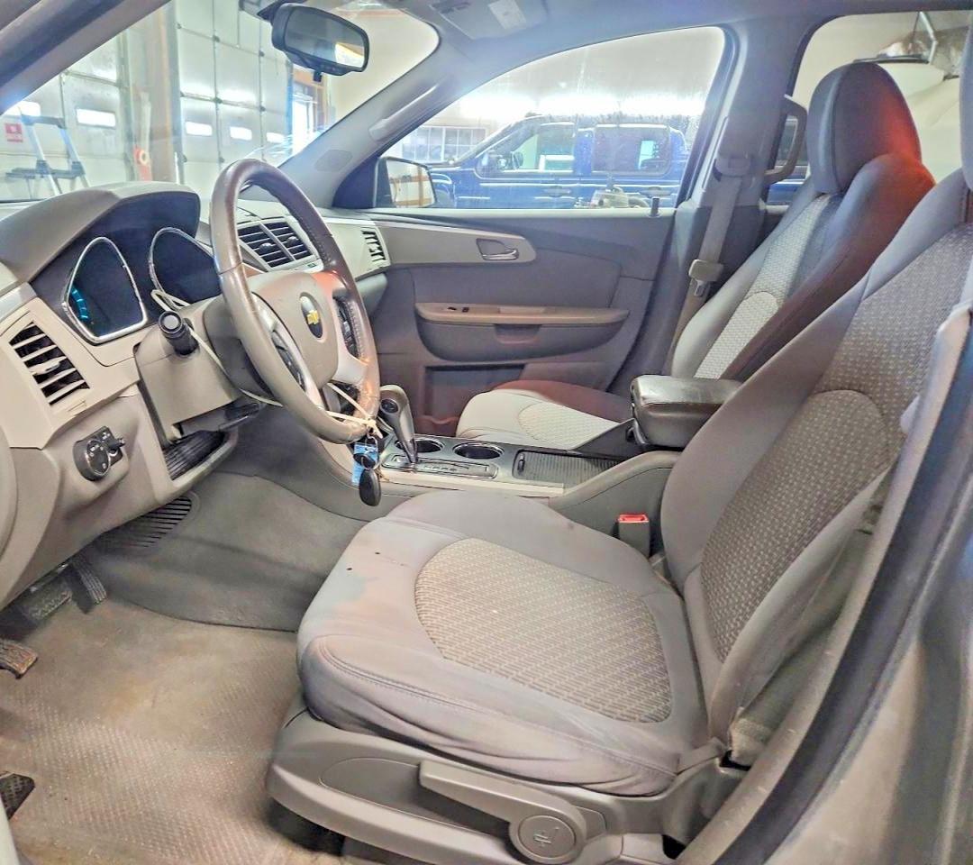 2012 Chevrolet Traverse Ls - Image 7