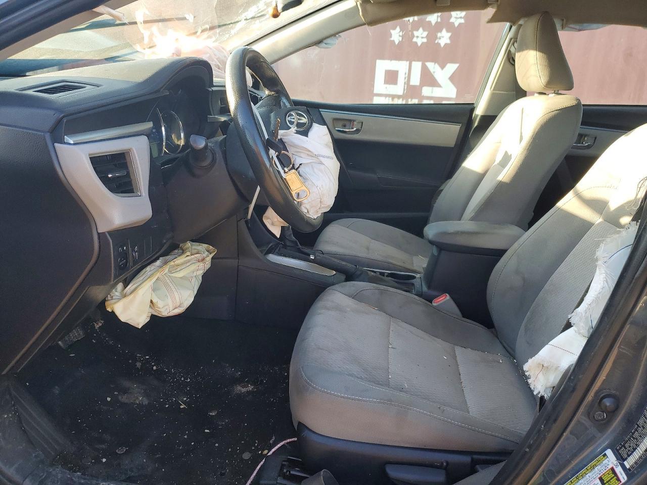 2015 Toyota Corolla Le - Фото 7