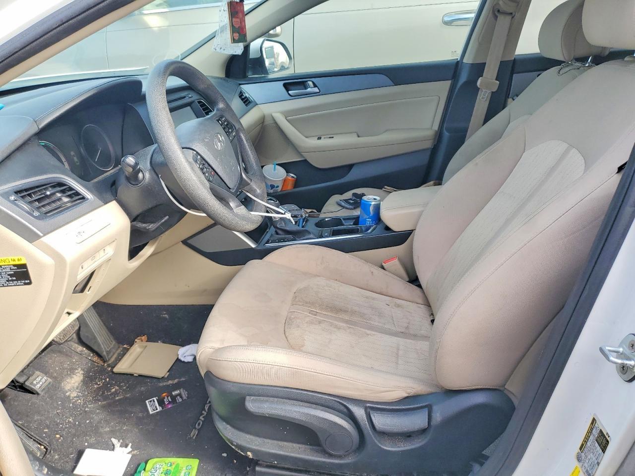 2017 Hyundai Sonata Hybrid - Image 7