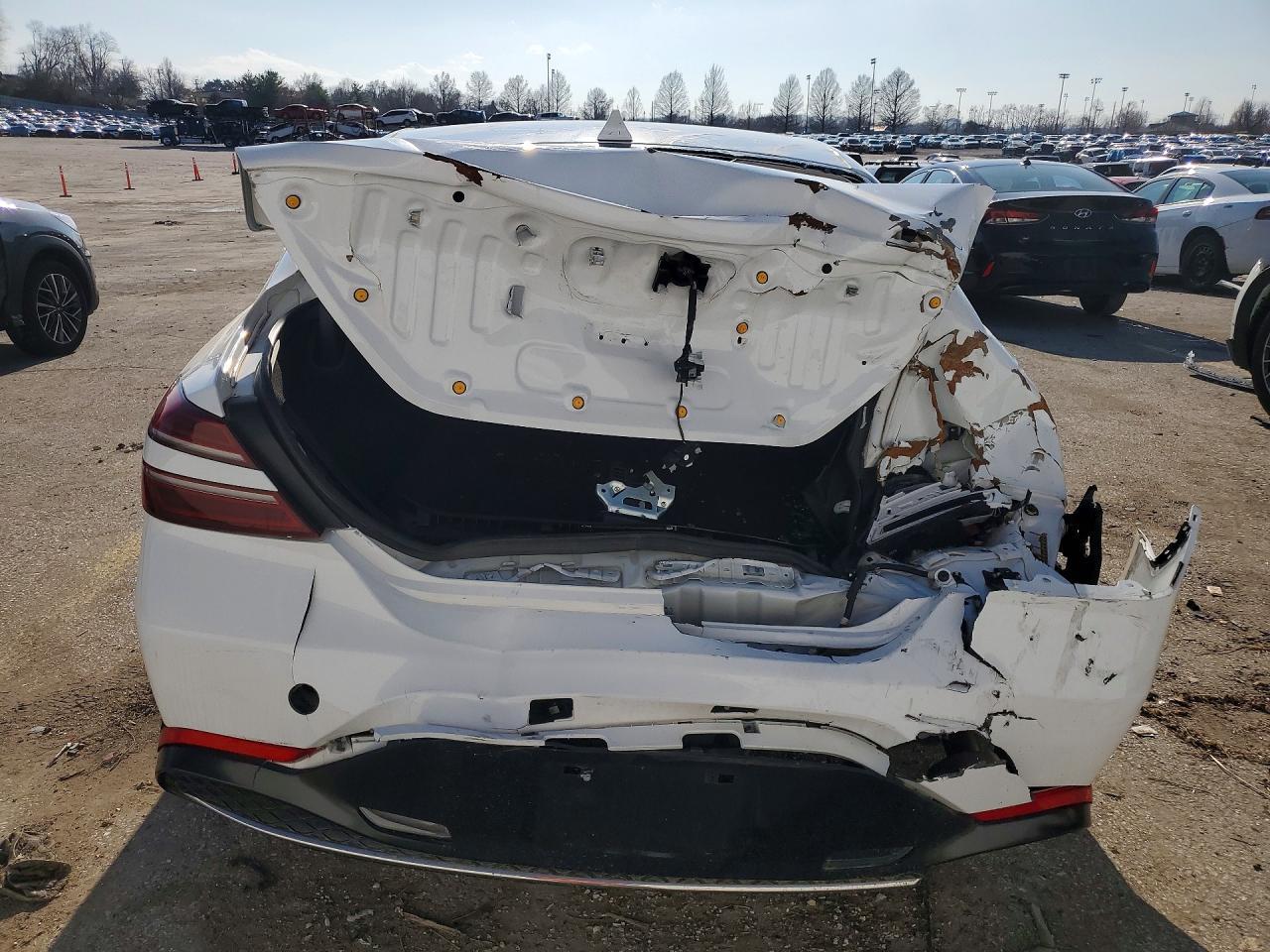 2023 Genesis G70 2.0T - Фото 6