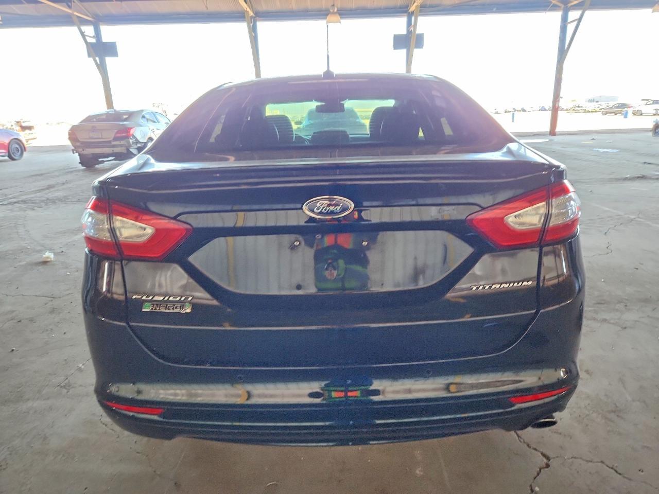 2016 Ford Fusion Titanium Phev - Фото 6