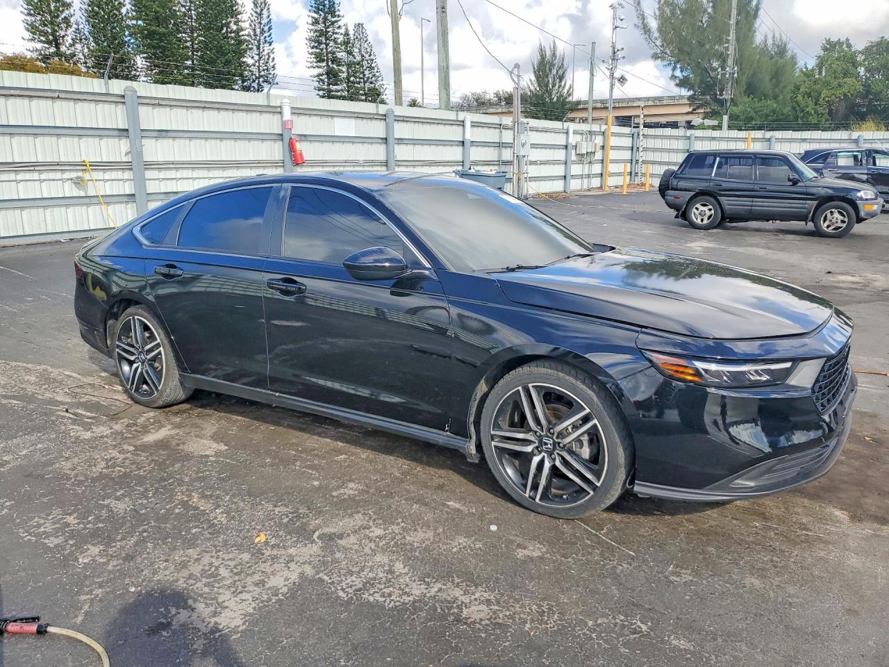 2025 Honda Accord Lx - Image 4