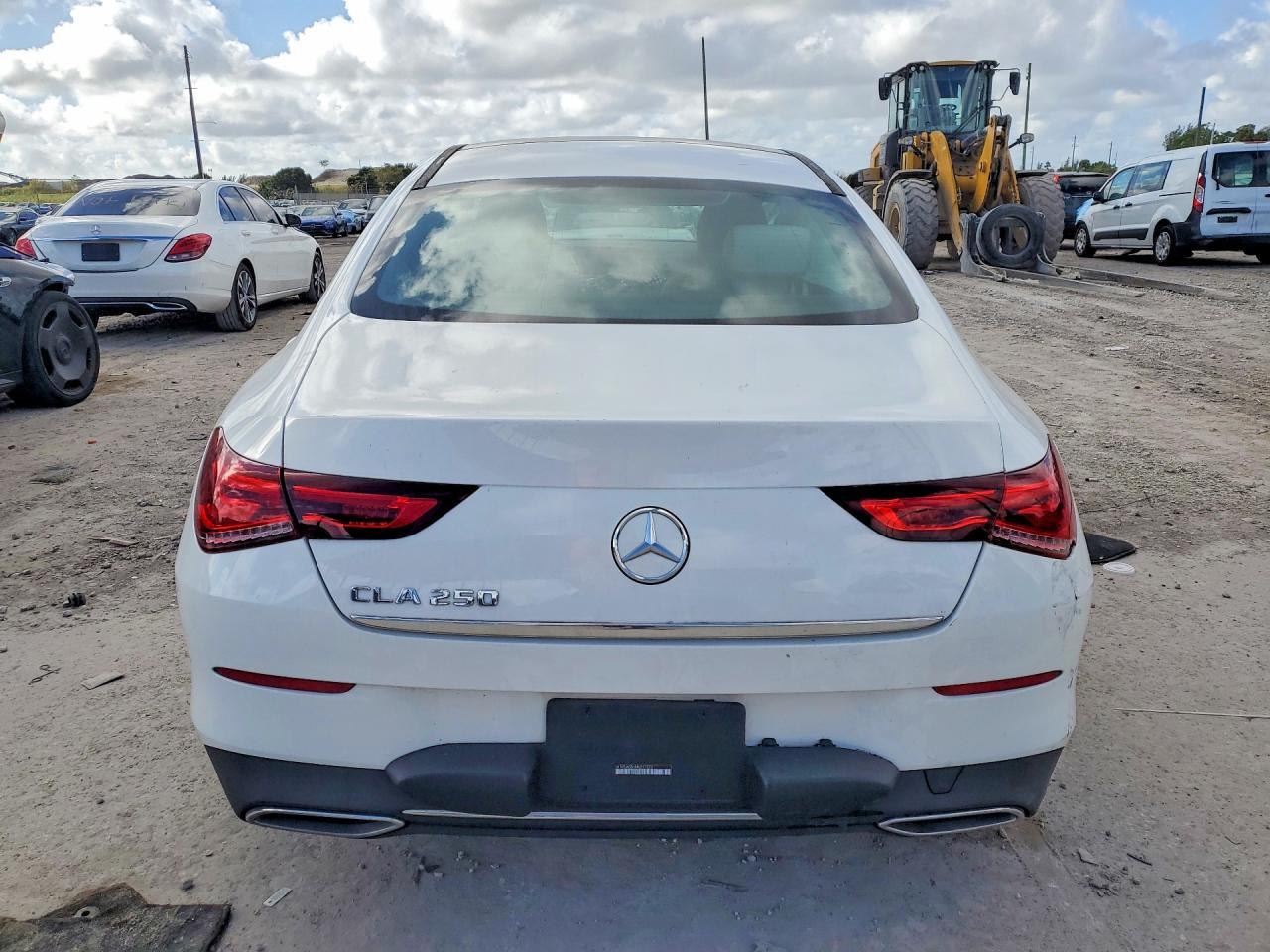 2021 Mercedes-Benz Cla 250 - Фото 6