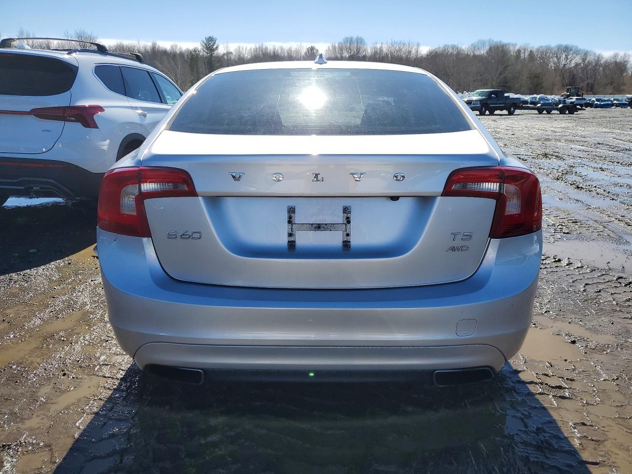 2016 Volvo S60 Premier - Image 6