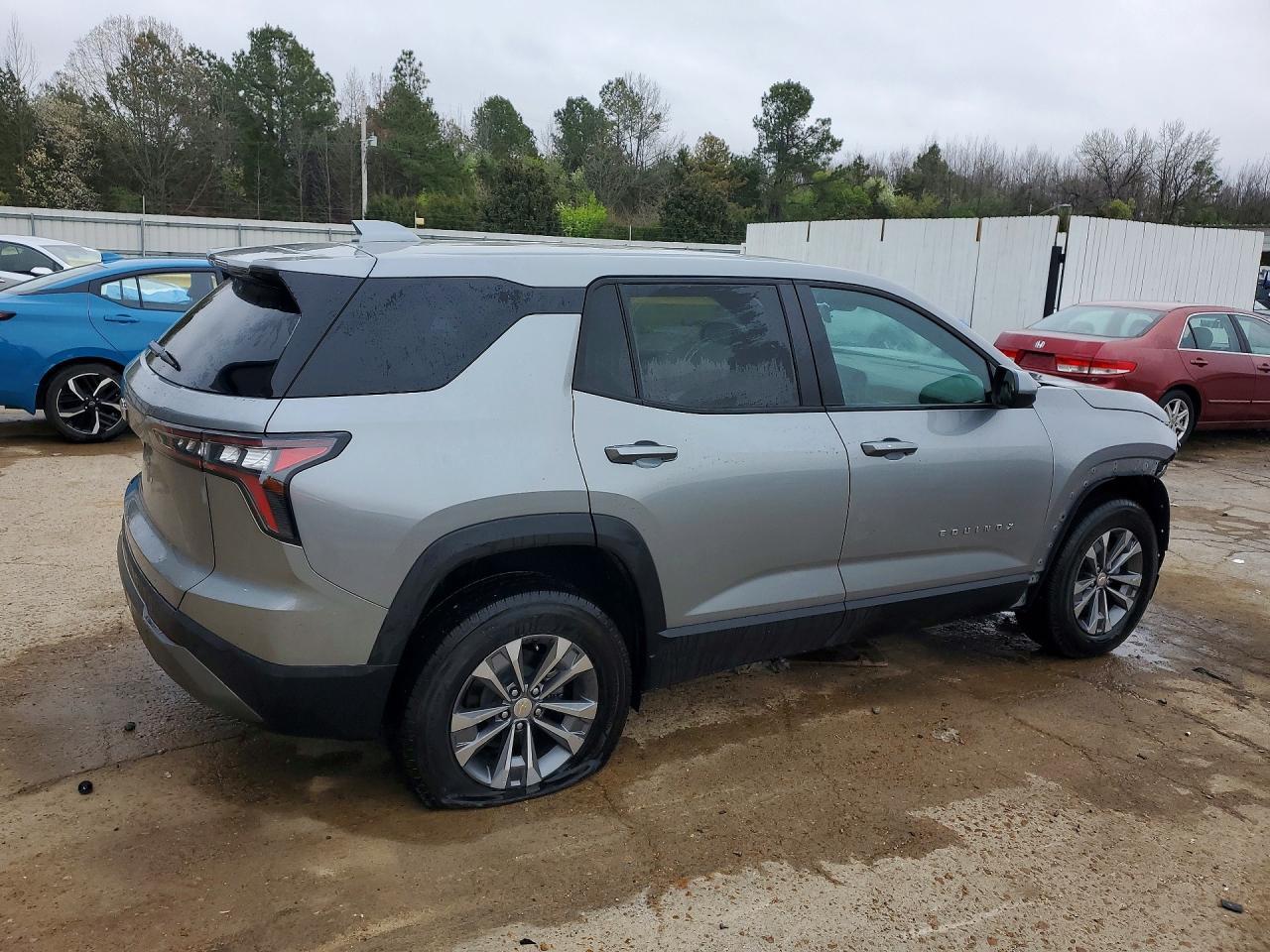 2026 Chevrolet Equinox Lt - Фото 3
