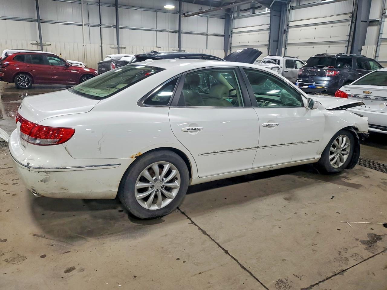 2008 Hyundai Azera Limited - Image 3