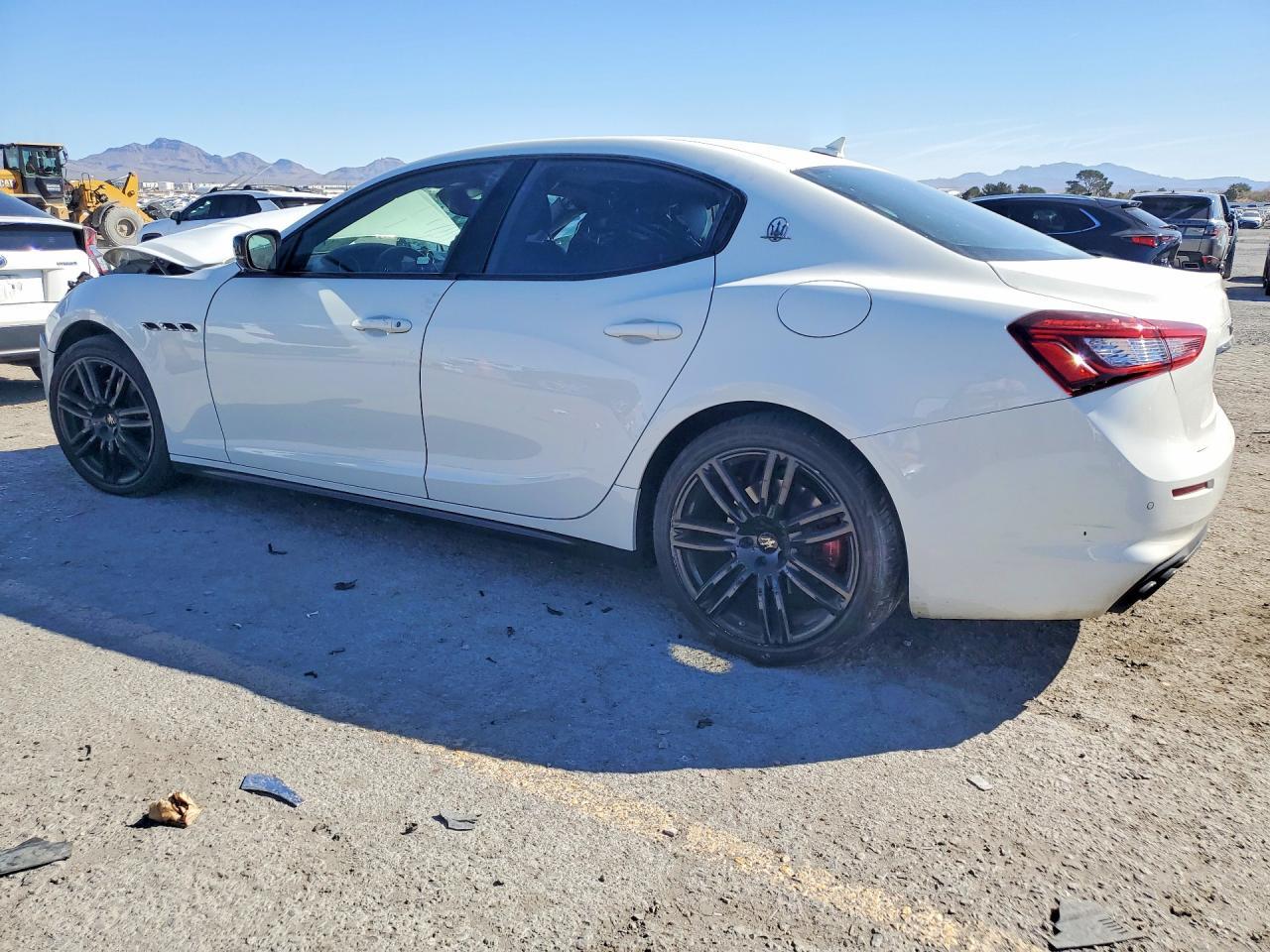 2019 Maserati Ghibli - Image 2