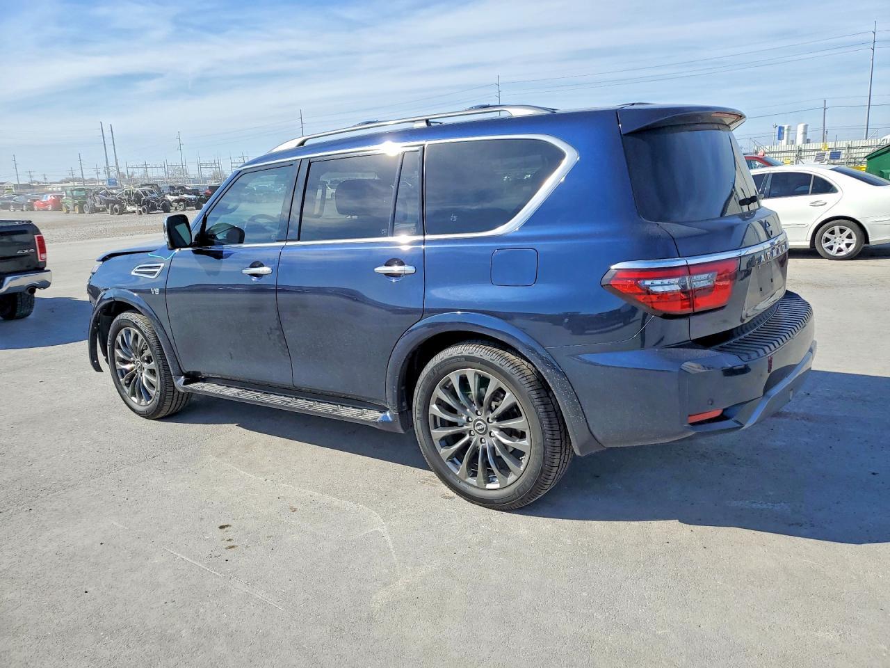 2021 Nissan Armada Platinum - Image 2