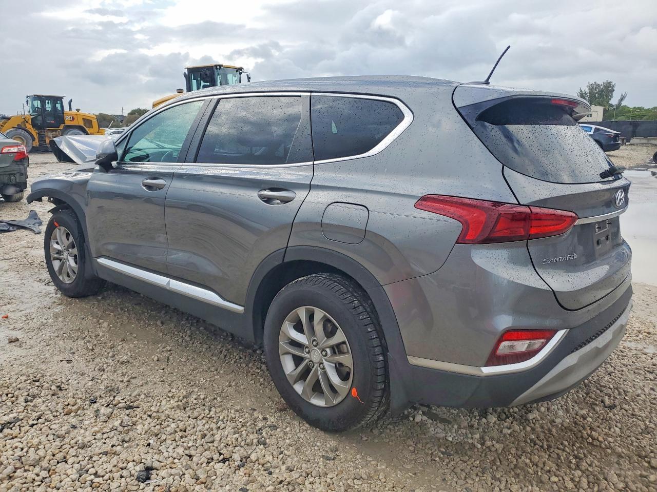 2020 Hyundai Santa Fe Se - Фото 2