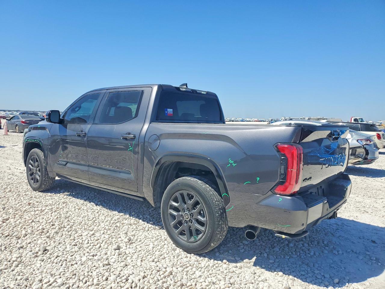 2024 Toyota Tundra Platinum Hv - Фото 2