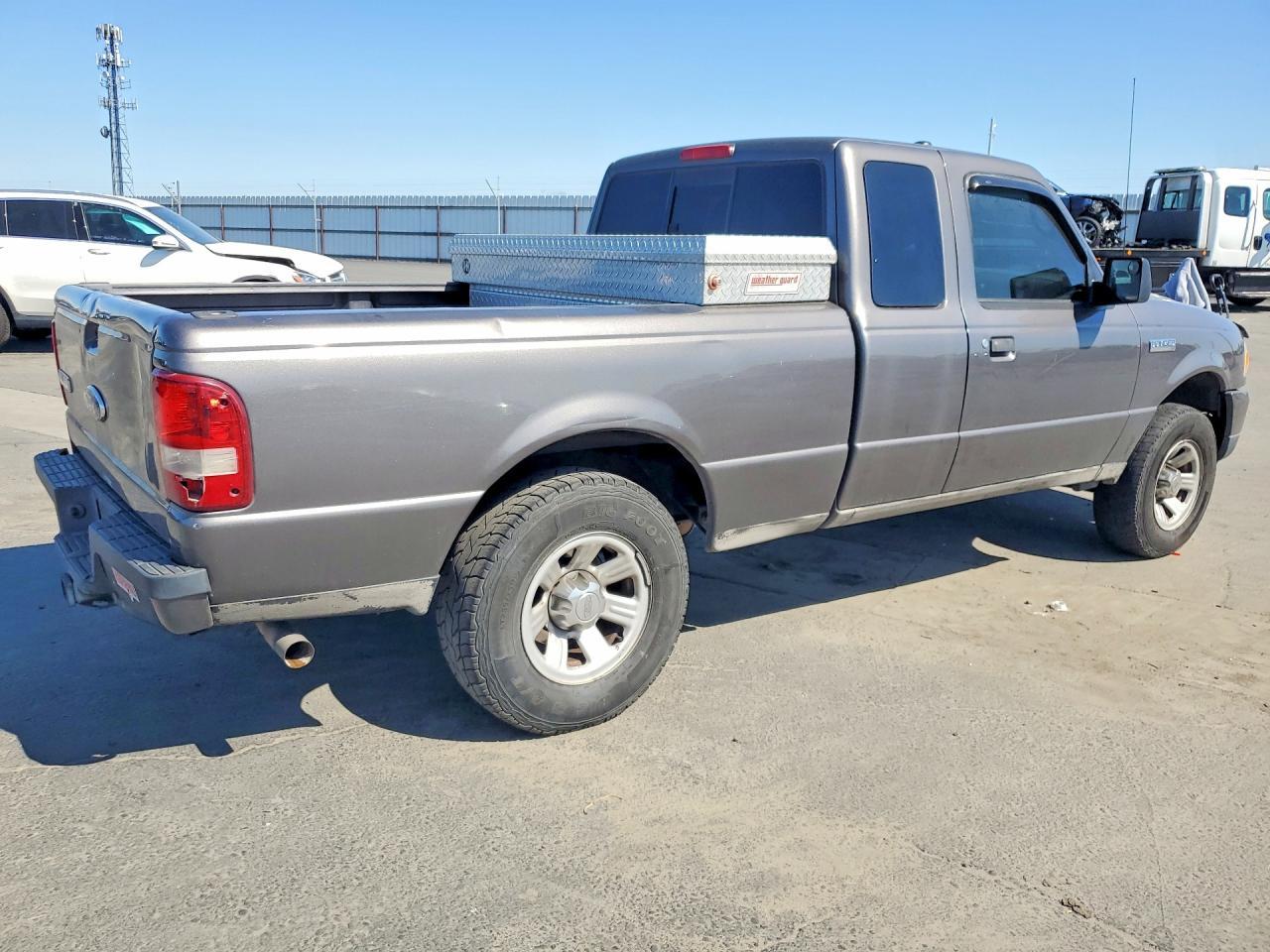 2011 Ford Ranger Super Cab - Фото 3