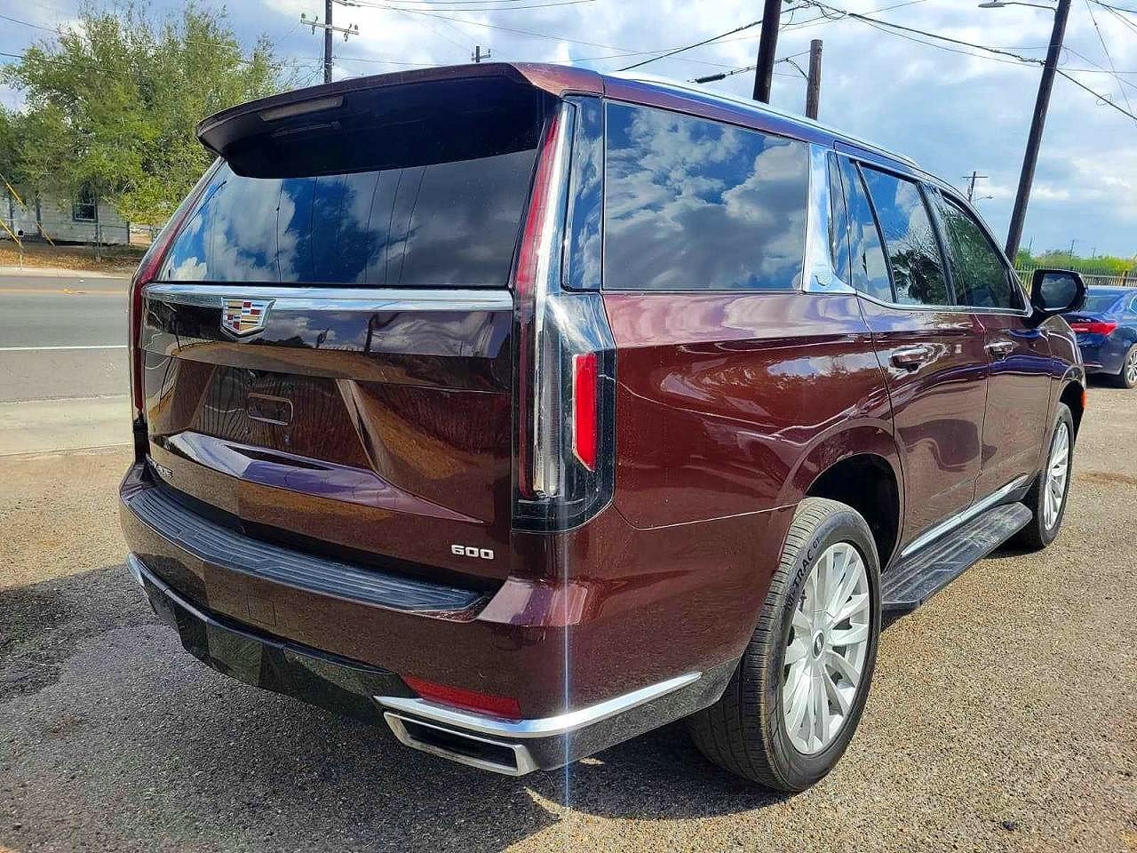 2023 Cadillac Escalade Luxury - Фото 4