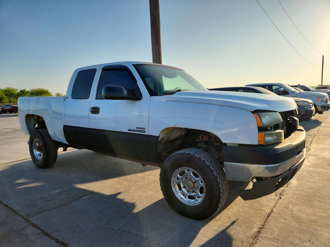2005 Chevrolet Silverado K2500 Heavy Duty - Фото 4