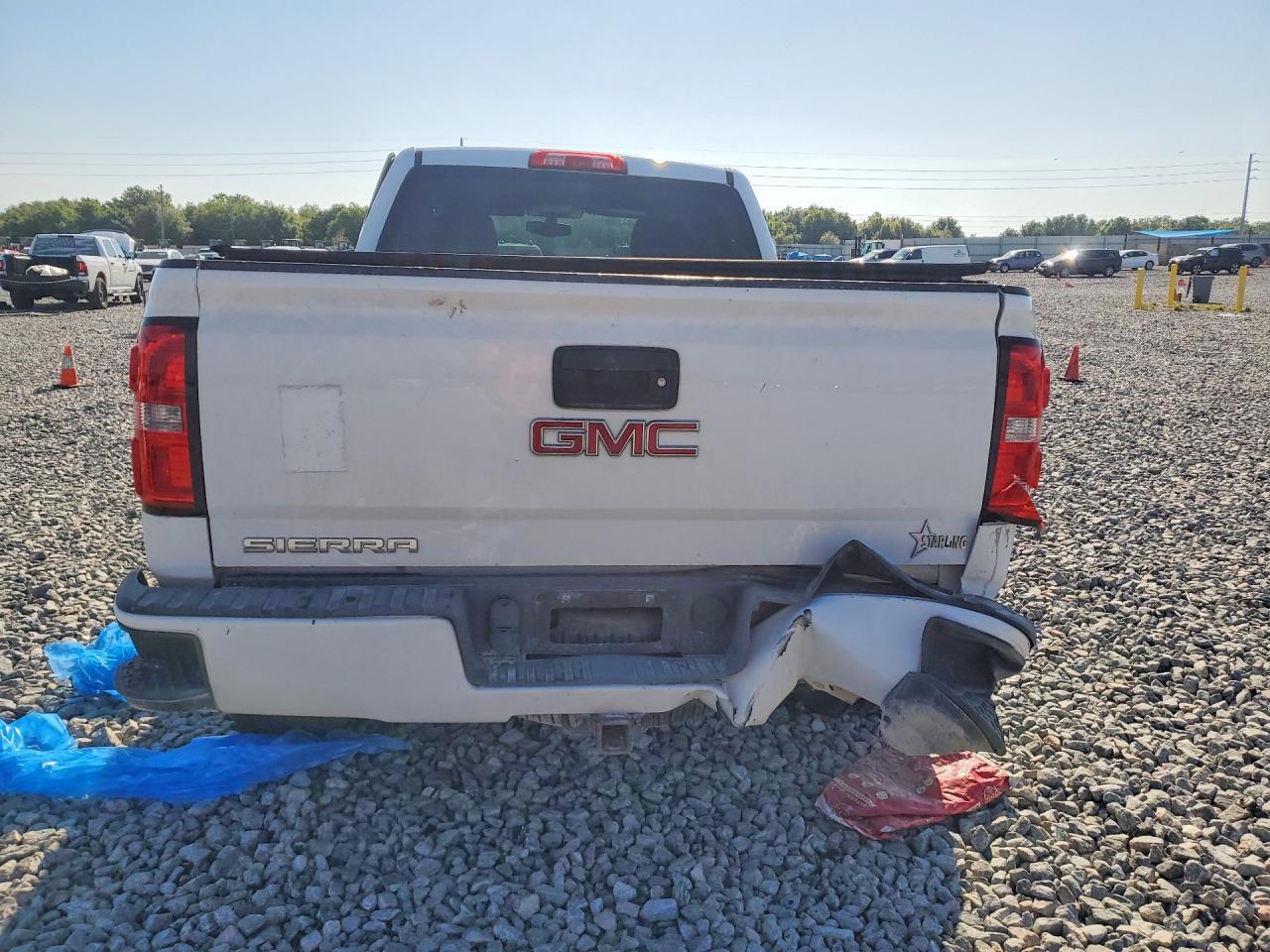 2018 GMC Sierra C1500 - Image 6