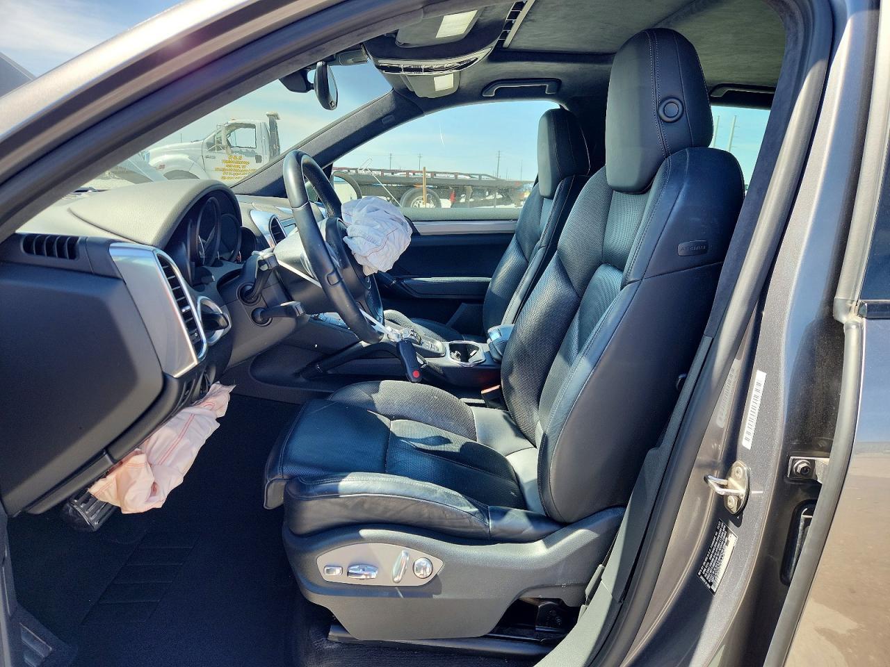 2013 Porsche Cayenne Gts - Image 7