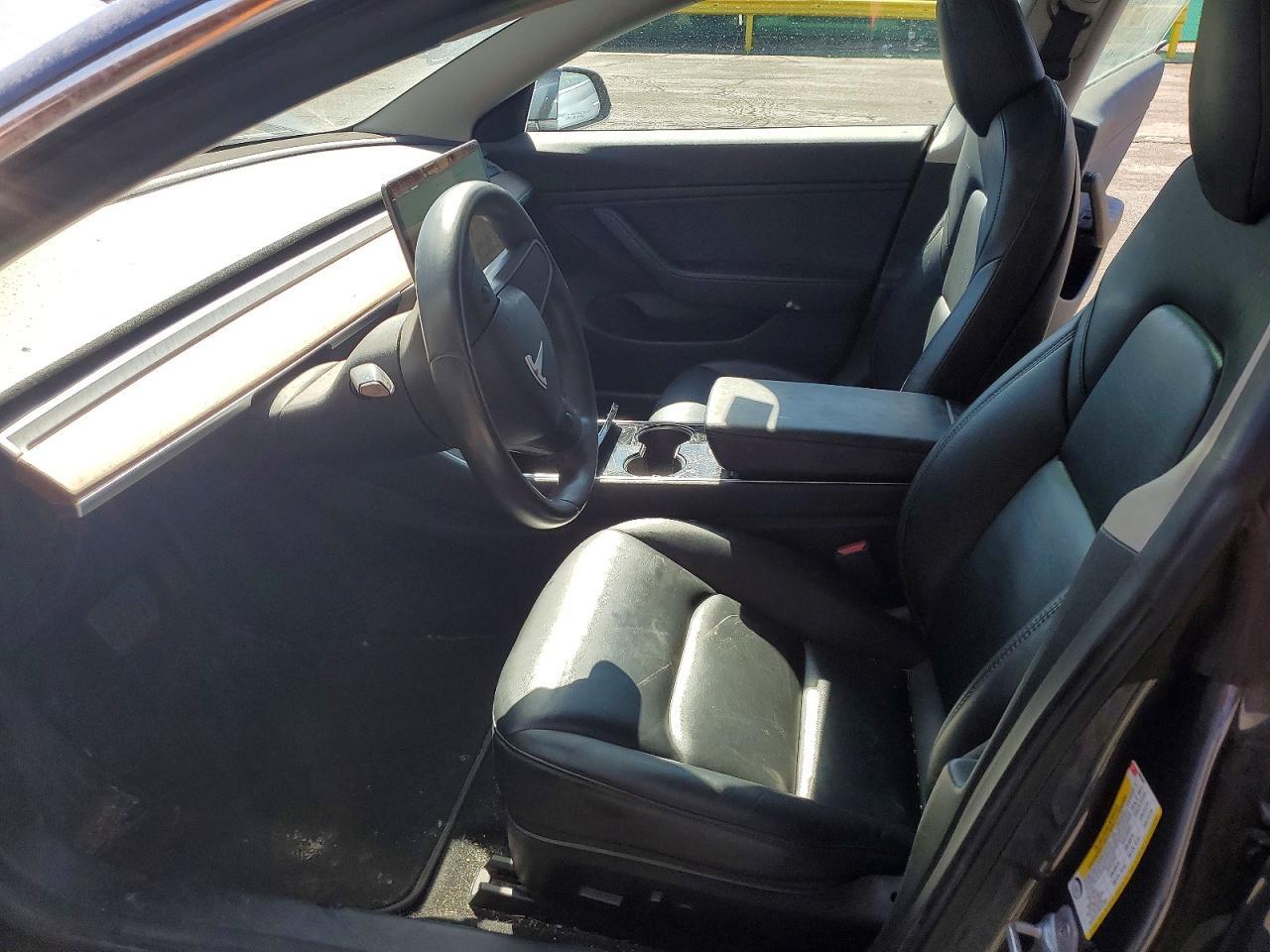 2019 Tesla Model 3 - Image 7