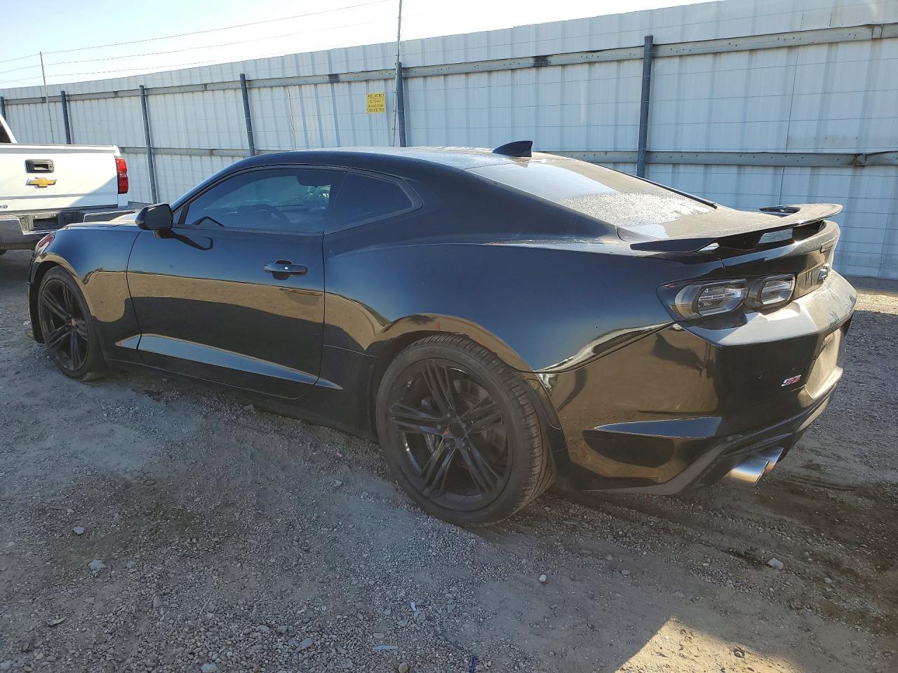 2019 Chevrolet Camaro Ss - Фото 2