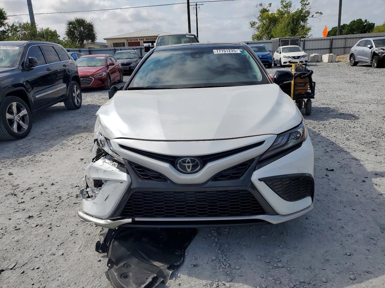 2023 Toyota Camry Xse - Фото 5