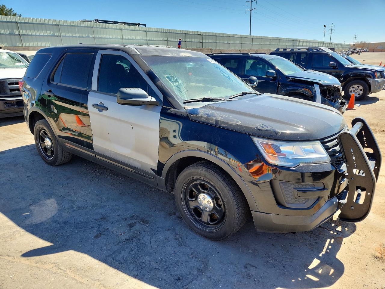 2017 Ford Explorer Police Interceptor - Image 4