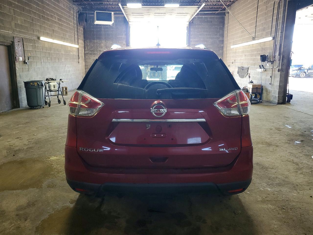 2015 Nissan Rogue - Фото 6