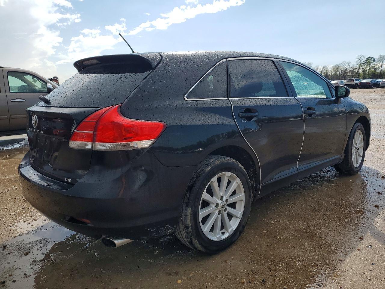2012 Toyota Venza Le - Фото 3