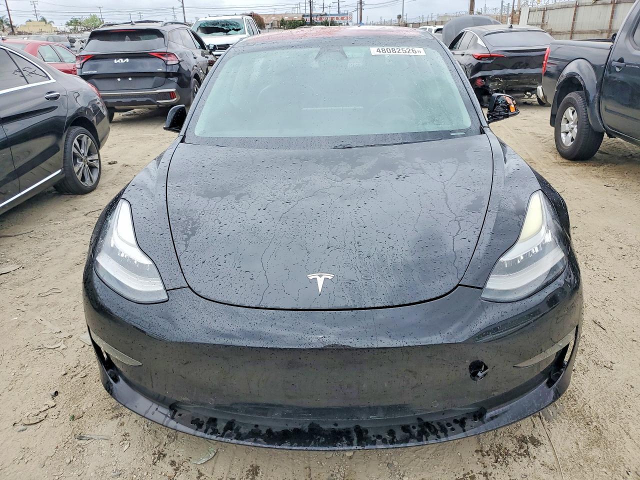 2017 Tesla Model 3 - Фото 5
