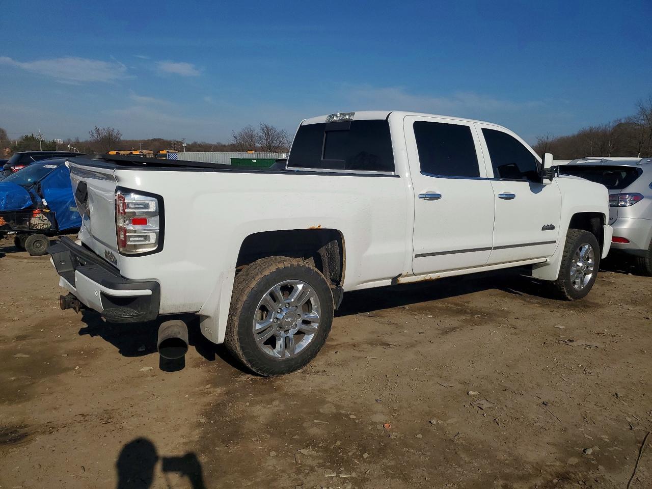 2016 Chevrolet Silverado K2500 High Country - Фото 3