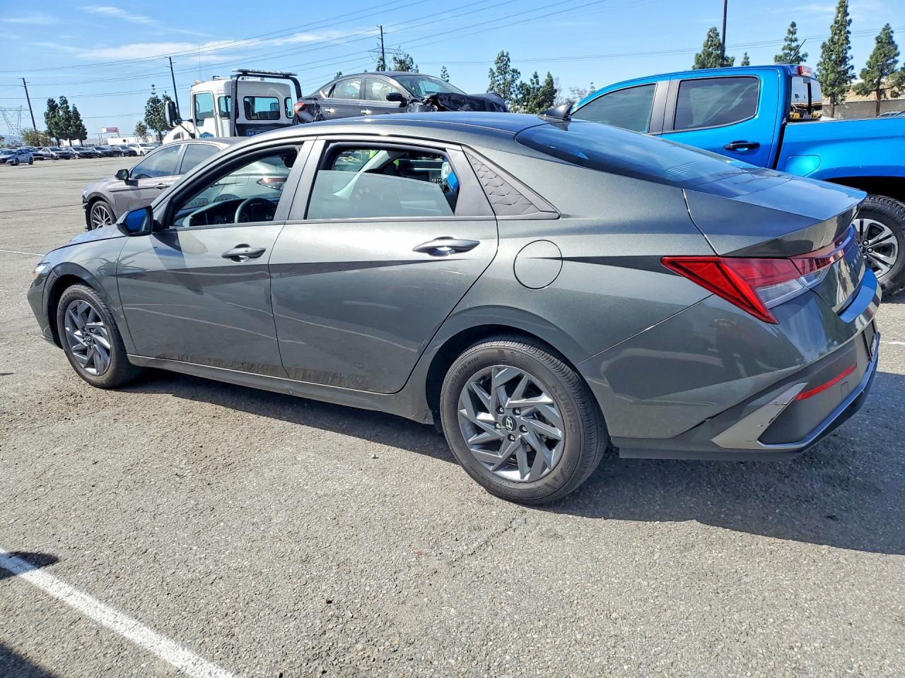2024 Hyundai Elantra Hybrid Blue - Фото 2