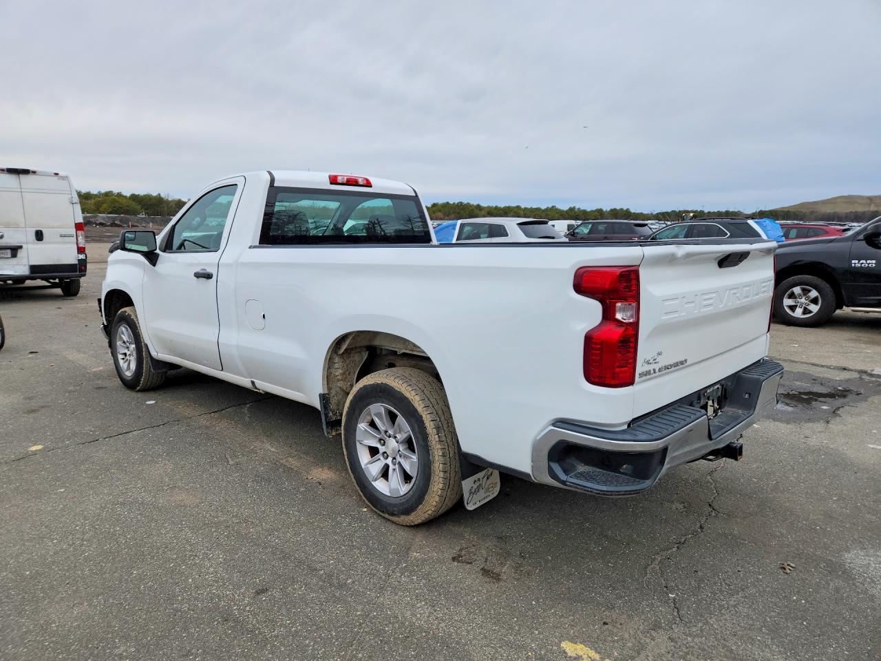 2019 Chevrolet Silverado C1500 - Фото 2