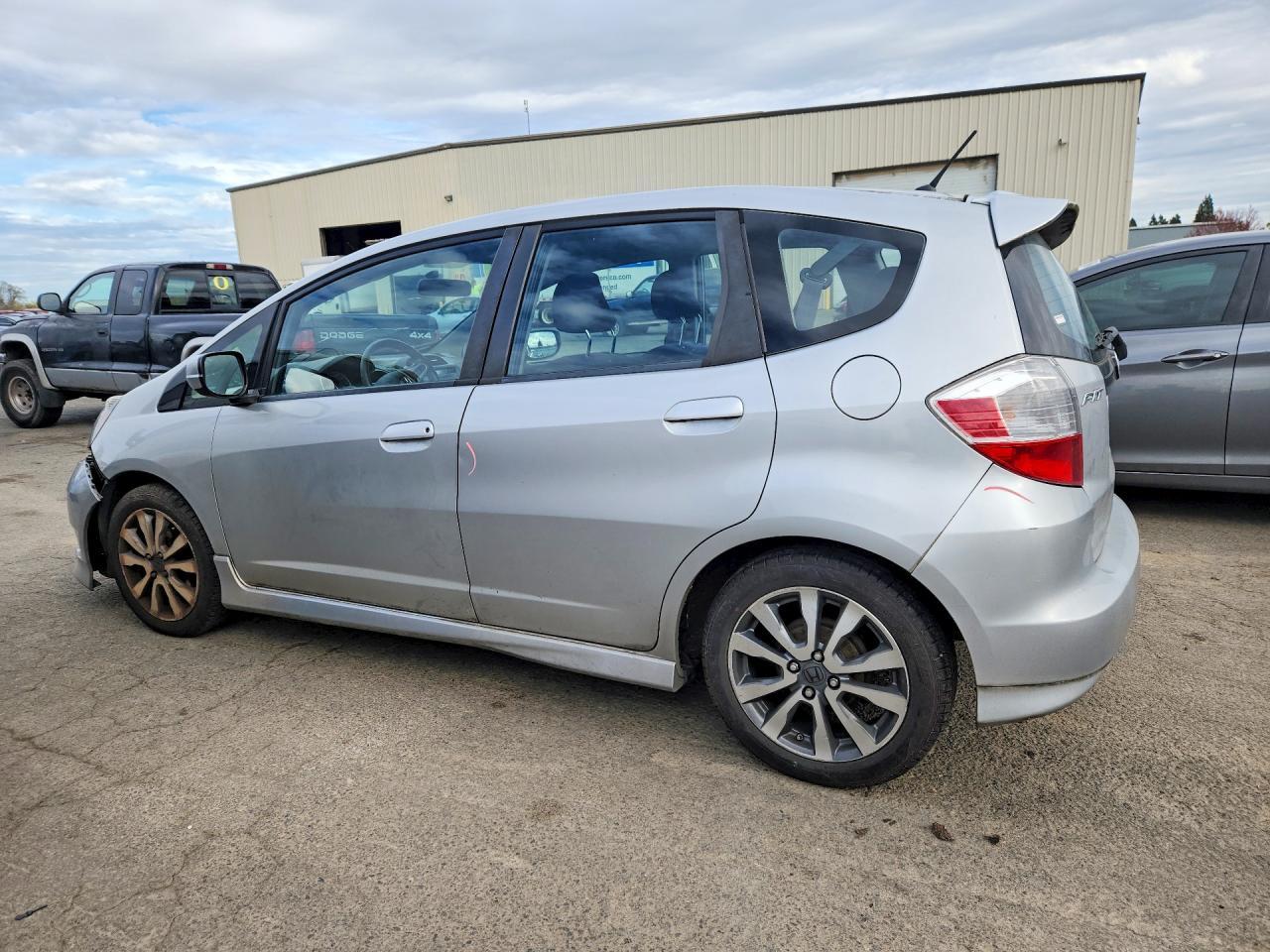 2012 Honda Fit Sport - Фото 2
