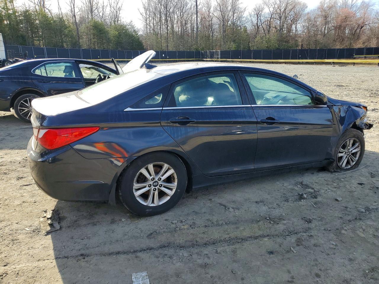 2013 Hyundai Sonata Gls - Фото 3