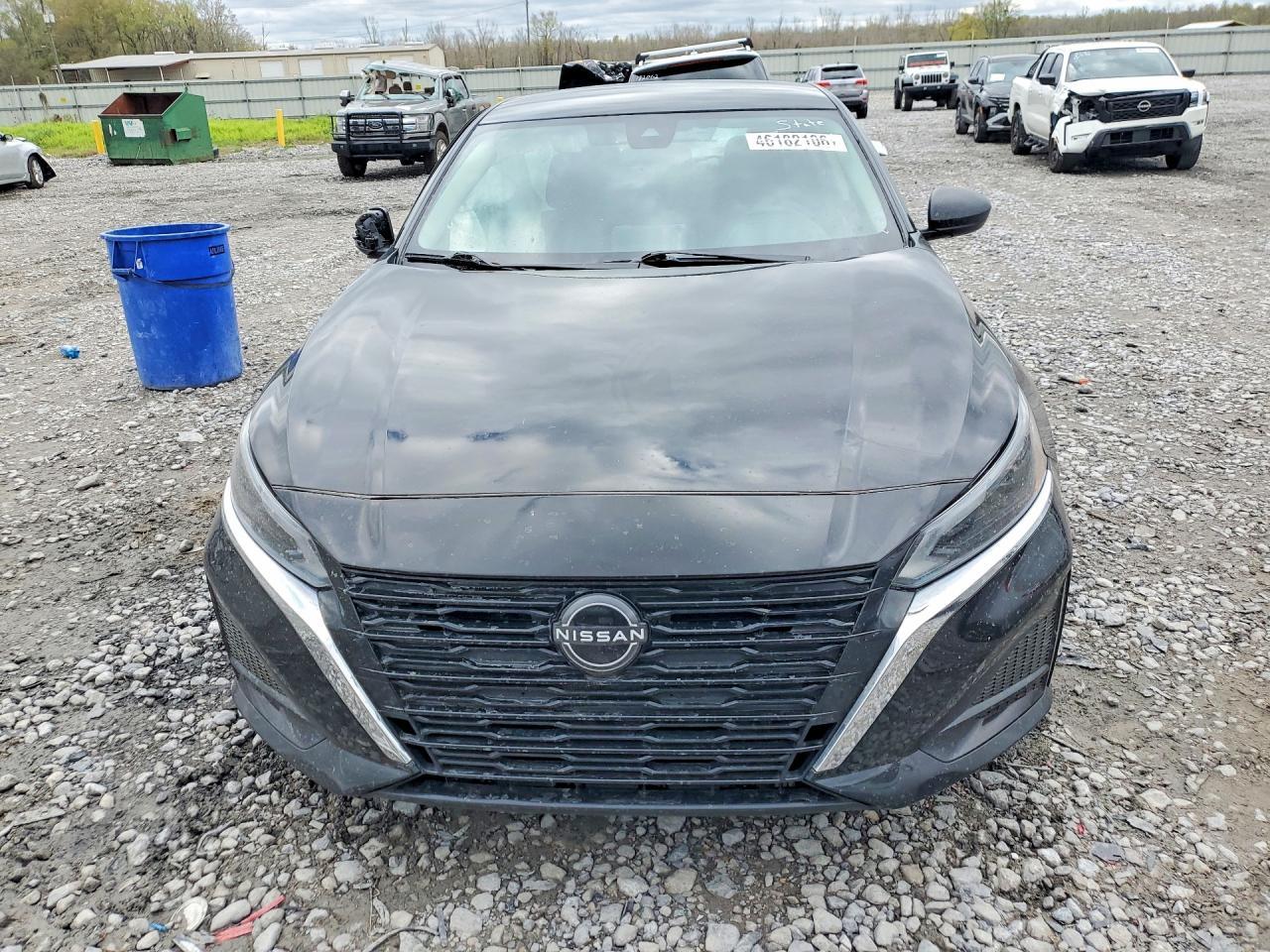 2024 Nissan Altima 2.5 Sv - Image 5