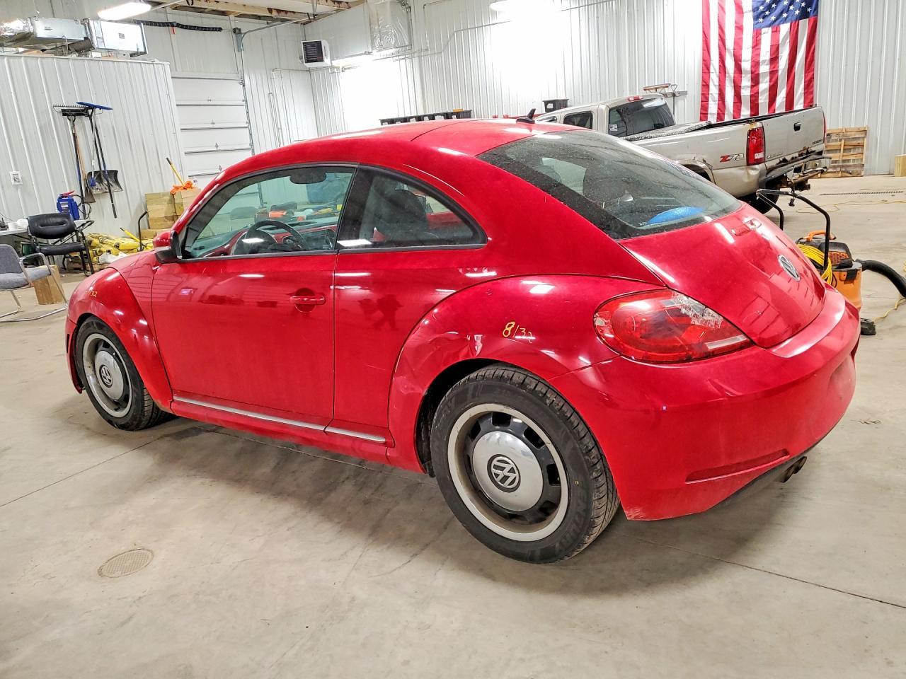 2012 Volkswagen Beetle - Image 2