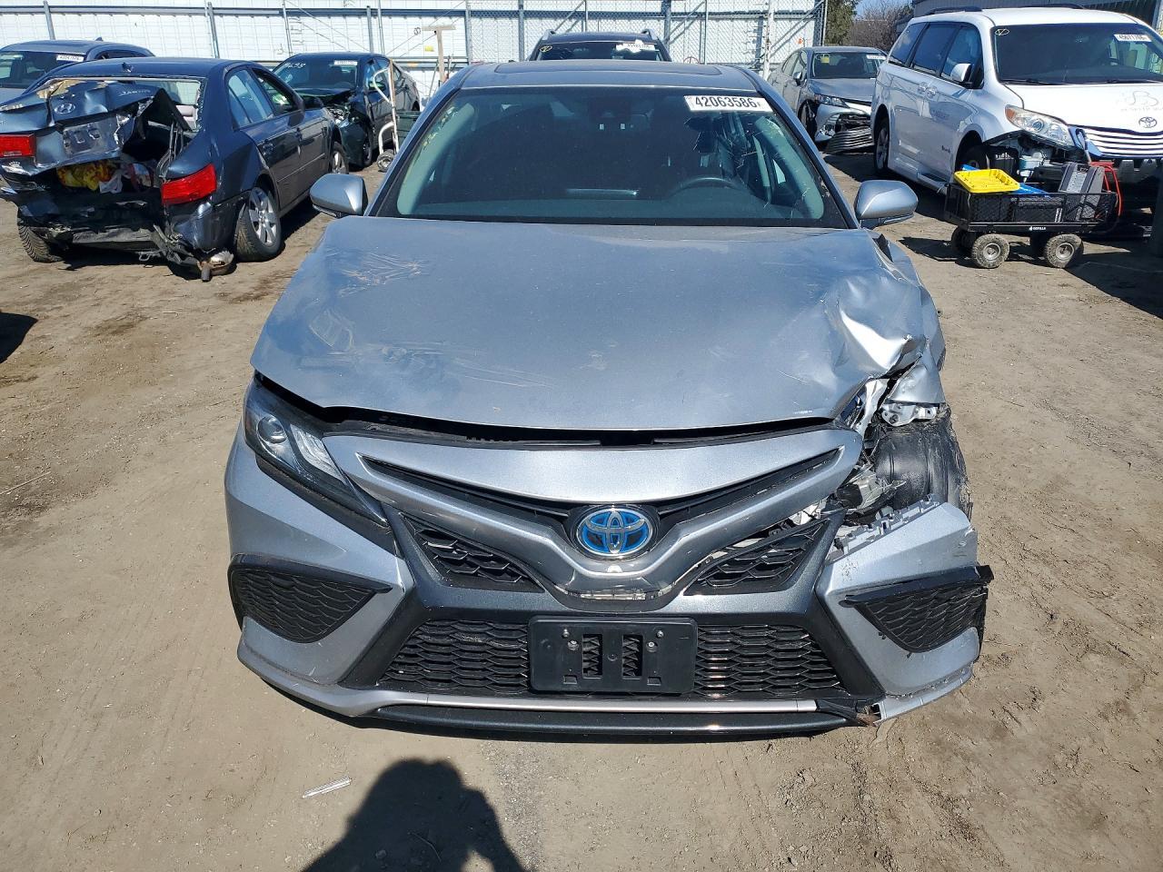 2024 Toyota Camry Hybrid Xse - Фото 5