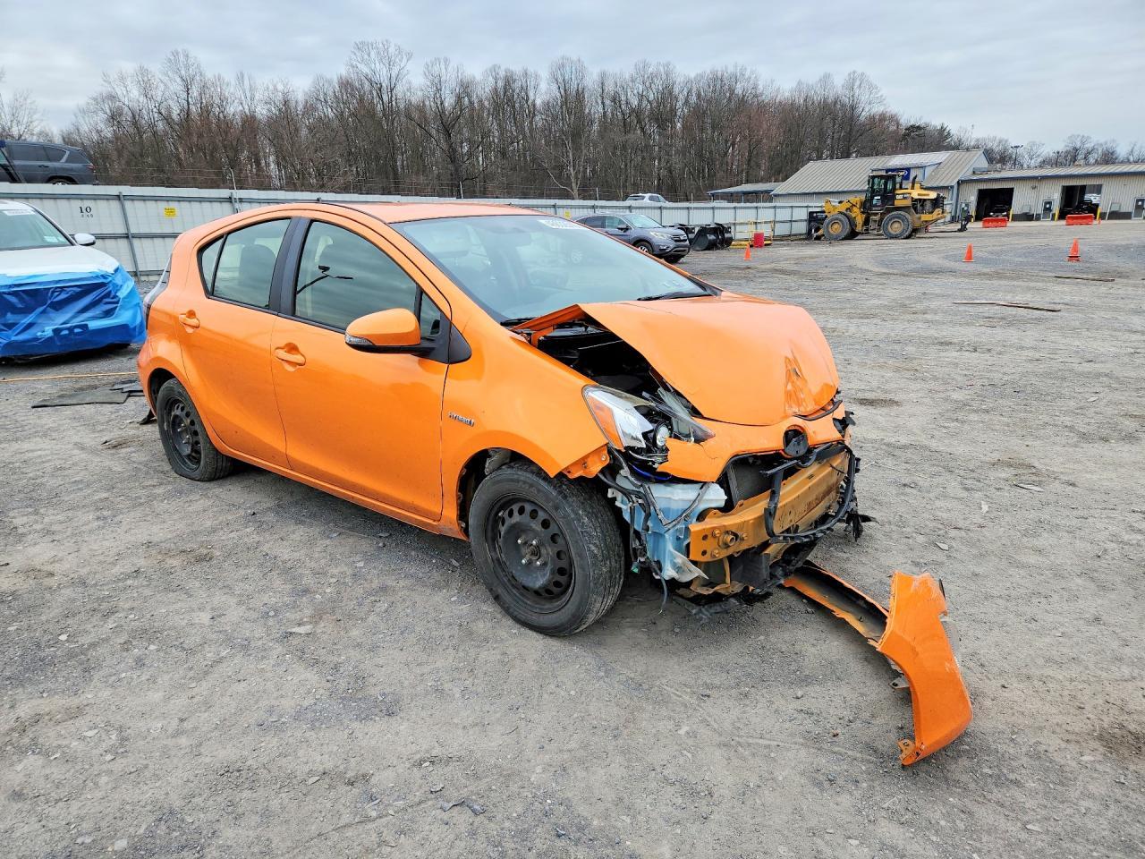 2015 Toyota Prius C Two - Фото 4