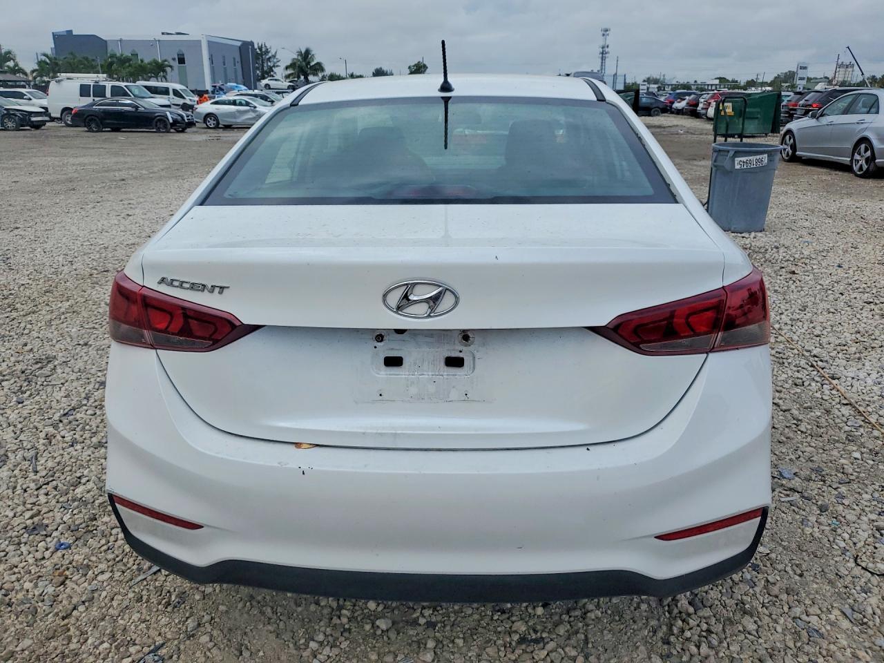 2021 Hyundai Accent Se - Image 6