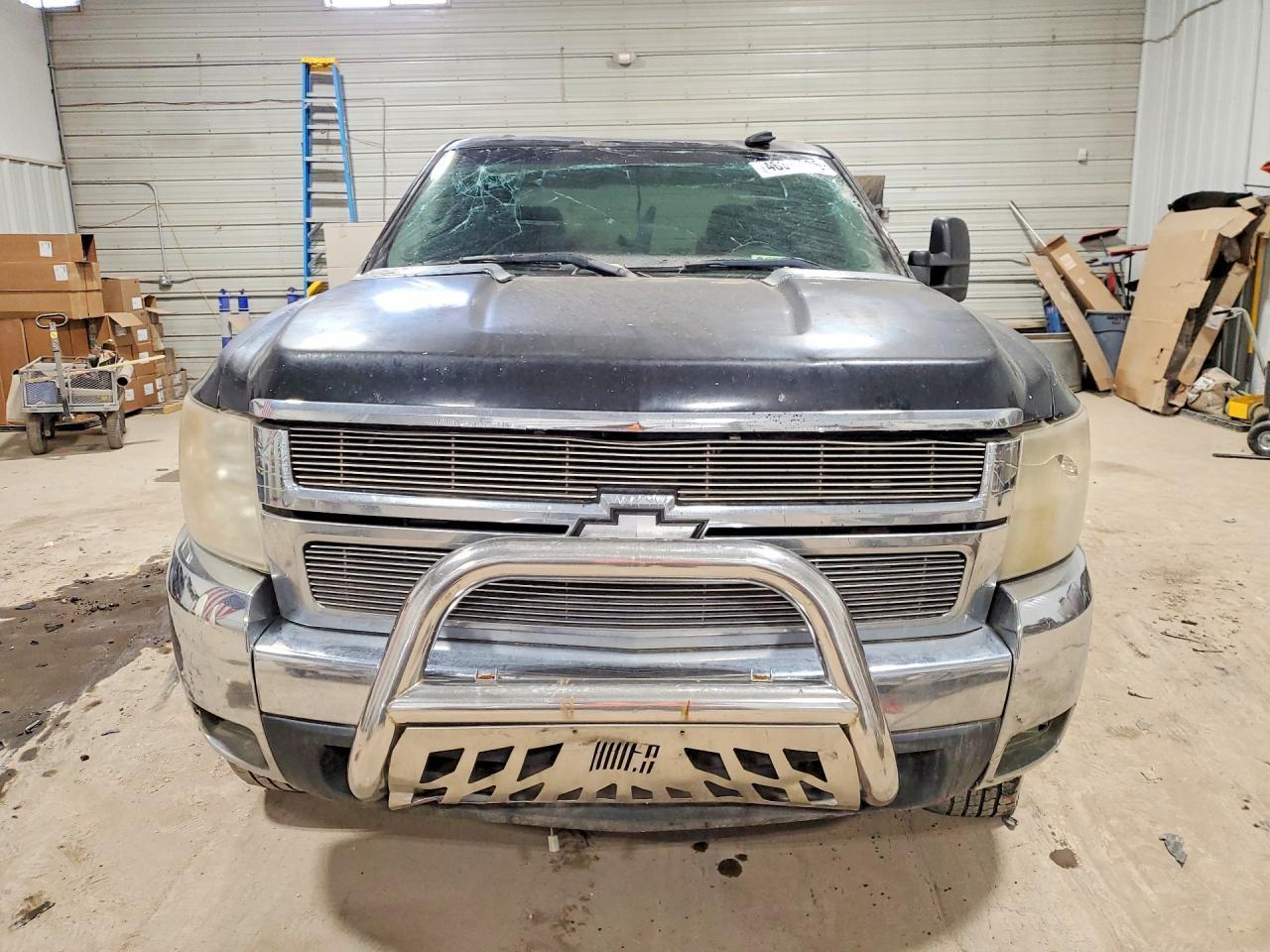 2008 Chevrolet Silverado K3500 - Image 5
