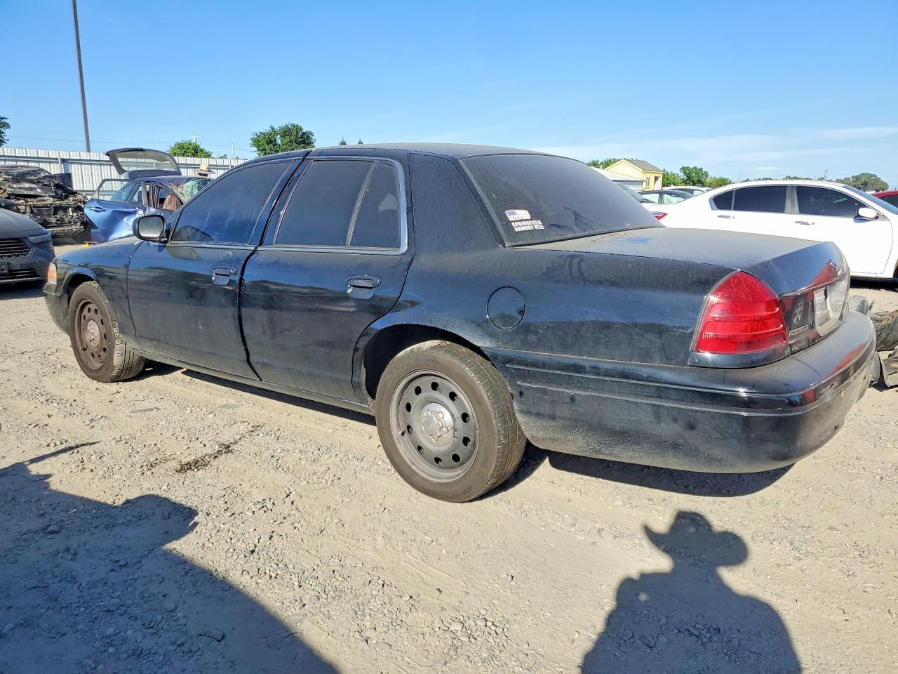 2011 Ford Crown Victoria Police Interceptor - Image 2